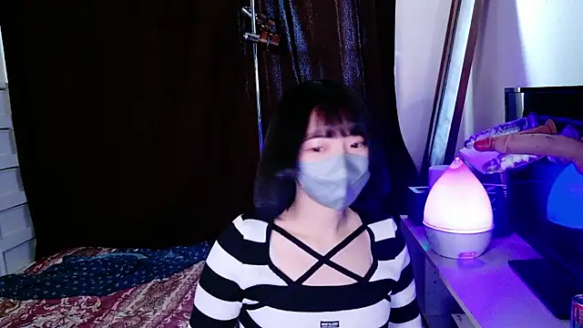 ranran ch online show from December 22, 2025, 4:45 am