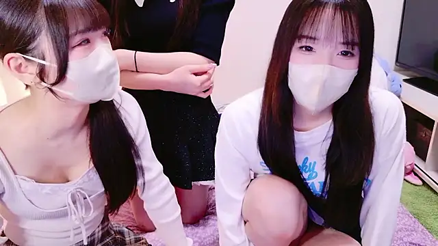 Snapshot of siorin_18 chatting on June 7, 2026, 12:21 pm siorin 18 online show from June 7, 2026, 12:21 pm