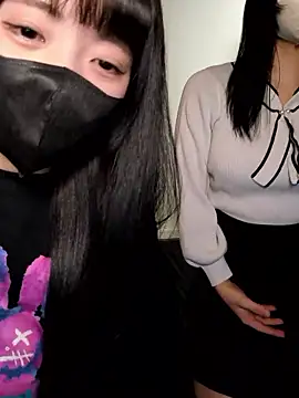 Snapshot of irohani_usagi chatting on November 30, 2025, 10:49 am irohani usagi online show from November 30, 2025, 10:49 am