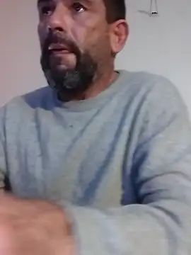 Snapshot of DJUX chatting on January 28, 2025, 6:27 am DJUX online show from January 28, 2025, 6:27 am