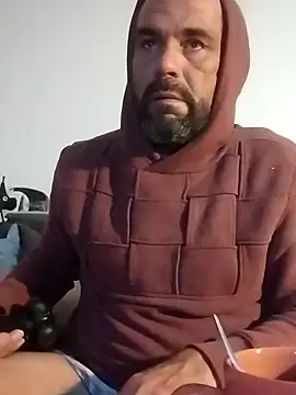 Snapshot of DJUX chatting on January 25, 2025, 5:51 am DJUX online show from January 25, 2025, 5:51 am