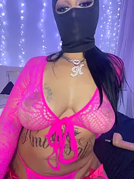 Snapshot of kamila_french chatting on October 5, 2025, 9:38 pm kamila french online show from October 5, 2025, 9:38 pm