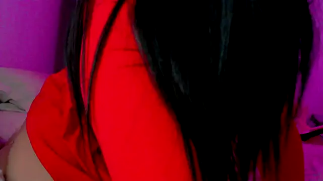 Snapshot of kamila_french chatting on January 16, 2025, 10:55 pm kamila french online show from January 16, 2025, 10:55 pm