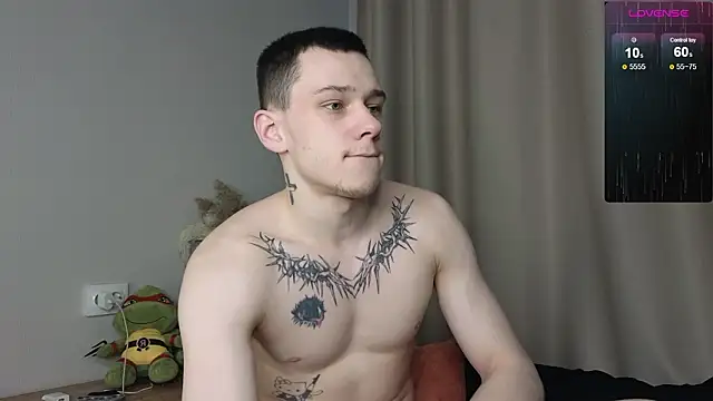 R1mmo   online show from February 13, 2026, 2:39 pm