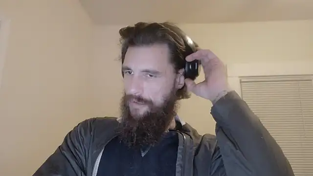 Snapshot of Armyexhibitionistvet chatting on October 13, 2025, 1:45 pm Armyexhibitionistvet online show from October 13, 2025, 1:45 pm