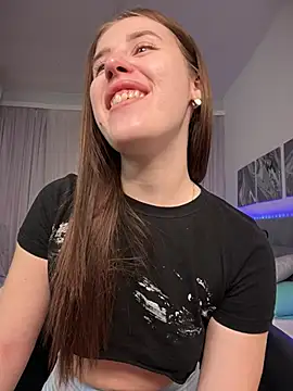 Milkissss online show from February 15, 2025, 9:17 pm