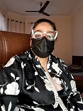 SEXY-Sardarni online show from January 17, 2026, 8:07 am