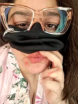 SEXY-Sardarni online show from March 28, 2026, 8:37 am