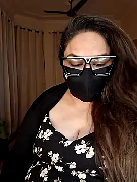 Snapshot of SEXY-Sardarni chatting on July 5, 2026, 2:57 pm SEXY-Sardarni online show from July 5, 2026, 2:57 pm