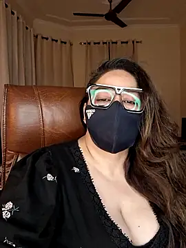Snapshot of SEXY-Sardarni chatting on July 16, 2026, 2:36 pm SEXY-Sardarni online show from July 16, 2026, 2:36 pm