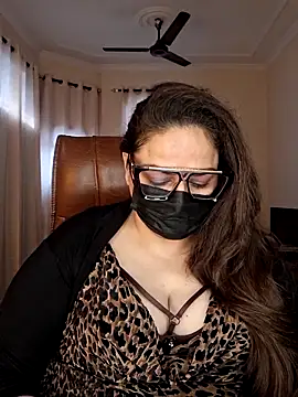 SEXY-Sardarni online show from January 7, 2026, 8:30 am