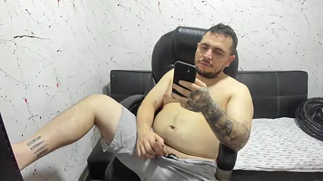 Snapshot of _ace_ventura chatting on September 24, 2025, 4:52 am  ace ventura online show from September 24, 2025, 4:52 am