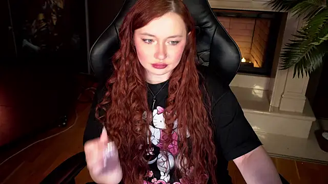 carolina elf online show from February 8, 2025, 11:33 am