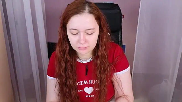carolina elf online show from February 15, 2025, 11:06 am
