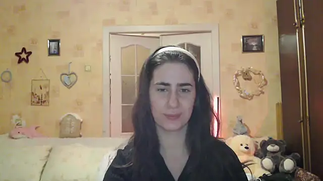 Snapshot of INELIKA chatting on October 14, 2025, 9:47 pm INELIKA online show from October 14, 2025, 9:47 pm