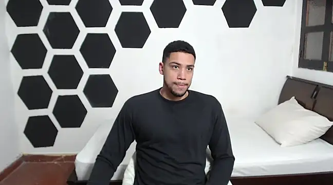Jhors  Collens online show from January 24, 2025, 12:52 am