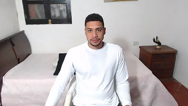 Jhors  Collens online show from October 25, 2025, 4:00 am