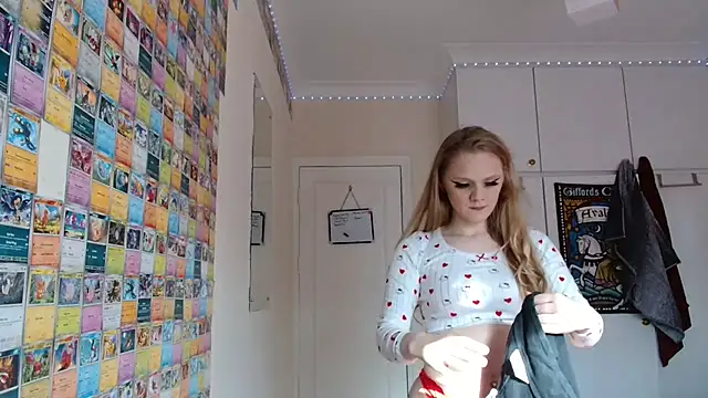 CherrysGotCakes online show from February 14, 2025, 12:36 pm