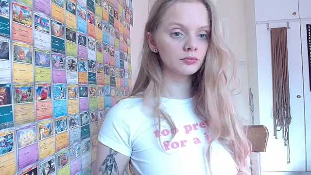 CherrysGotCakes online show from February 28, 2025, 12:52 pm
