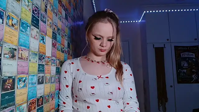 CherrysGotCakes online show from February 14, 2025, 5:57 pm