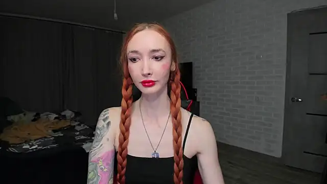 Snapshot of Roxy_Silver chatting on October 26, 2025, 7:14 pm Roxy Silver online show from October 26, 2025, 7:14 pm