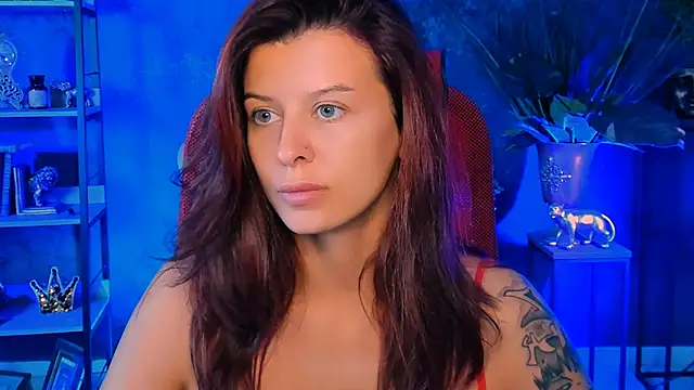 NicoleMun online show from September 19, 2025, 3:05 pm