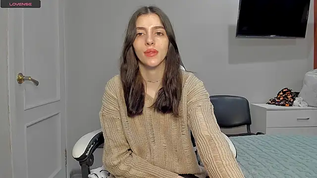 broosnica1 online show from January 6, 2026, 7:34 am