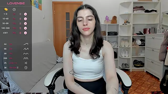 broosnica1 online show from April 15, 2026, 7:14 am