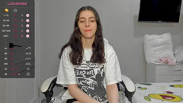 Snapshot of broosnica1 chatting on March 1, 2026, 10:37 am broosnica1 online show from March 1, 2026, 10:37 am