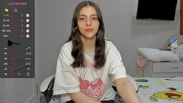 Snapshot of broosnica1 chatting on February 5, 2026, 10:33 am broosnica1 online show from February 5, 2026, 10:33 am