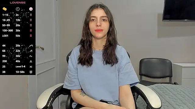 broosnica1 online show from November 14, 2025, 7:34 am