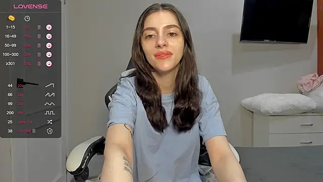 Snapshot of broosnica1 chatting on February 18, 2026, 8:22 am broosnica1 online show from February 18, 2026, 8:22 am