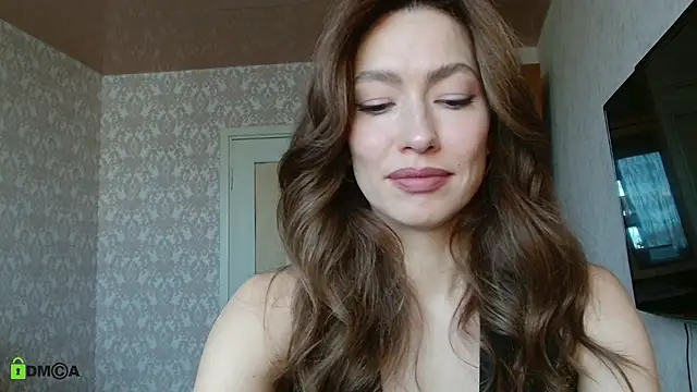 alicia spicy online show from October 2, 2025, 5:11 am