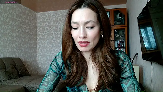 alicia spicy online show from March 13, 2025, 6:58 am