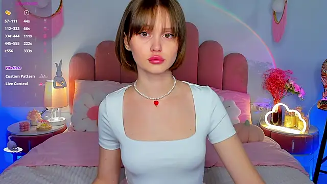 MaryLew online show from October 15, 2025, 5:28 am