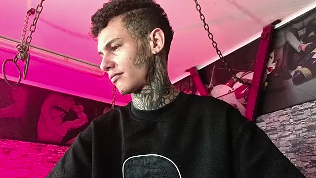 Stuart Boy  online show from October 2, 2025, 2:37 am