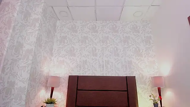 xenia golden online show from November 14, 2025, 1:37 pm