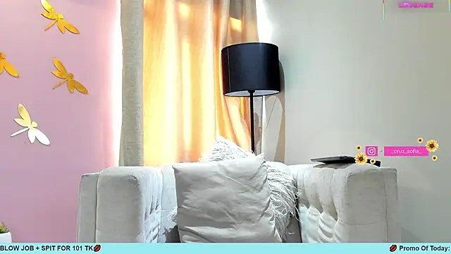  AlejaCruz  online show from March 6, 2025, 7:32 pm