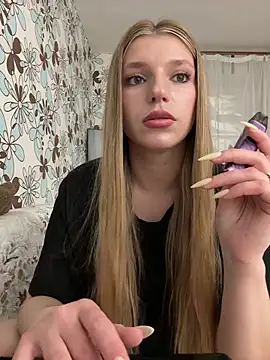 adel secret online show from April 18, 2026, 7:58 pm