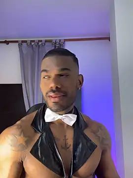 Snapshot of Ganiimedes chatting on October 15, 2025, 7:33 pm Ganiimedes online show from October 15, 2025, 7:33 pm