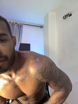 Snapshot of Ganiimedes chatting on October 9, 2025, 7:25 pm Ganiimedes online show from October 9, 2025, 7:25 pm