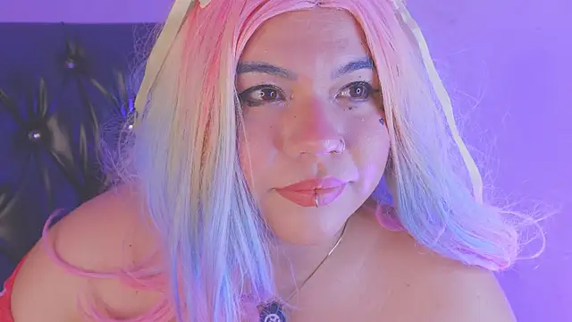 Samanta cutee online show from September 10, 2025, 2:43 am