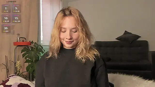 Sophy Bunny online show from January 31, 2025, 9:59 pm