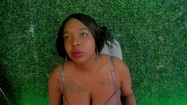 Snapshot of Charlotte__Brown_ chatting on October 6, 2025, 1:34 pm Charlotte  Brown  online show from October 6, 2025, 1:34 pm