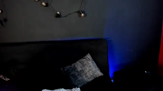 Snapshot of Charlotte__Brown_ chatting on February 17, 2025, 1:44 pm Charlotte  Brown  online show from February 17, 2025, 1:44 pm