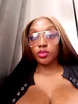 Busty Bambi online show from February 13, 2026, 9:42 am