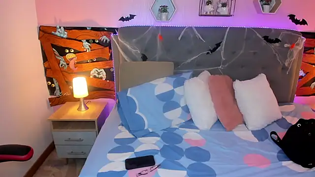 Latin Rachell3 online show from October 25, 2025, 10:43 pm