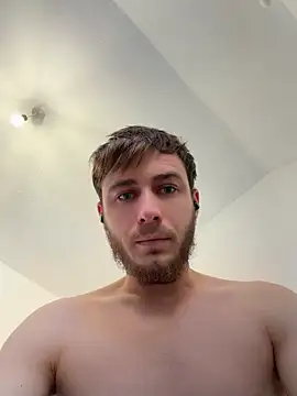 Julian128 online show from April 25, 2026, 8:50 am