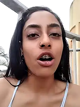 cleopatra-phaedra online show from December 7, 2024, 2:19 pm
