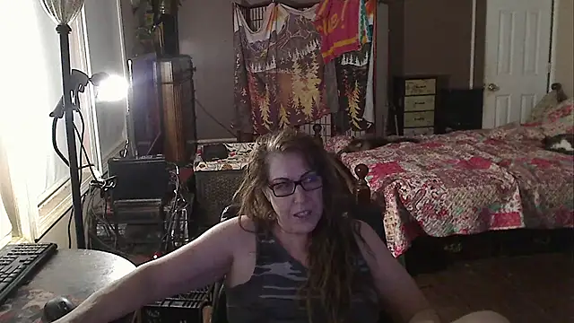 Snapshot of Ireallysquirt chatting on September 9, 2025, 2:21 am Ireallysquirt online show from September 9, 2025, 2:21 am